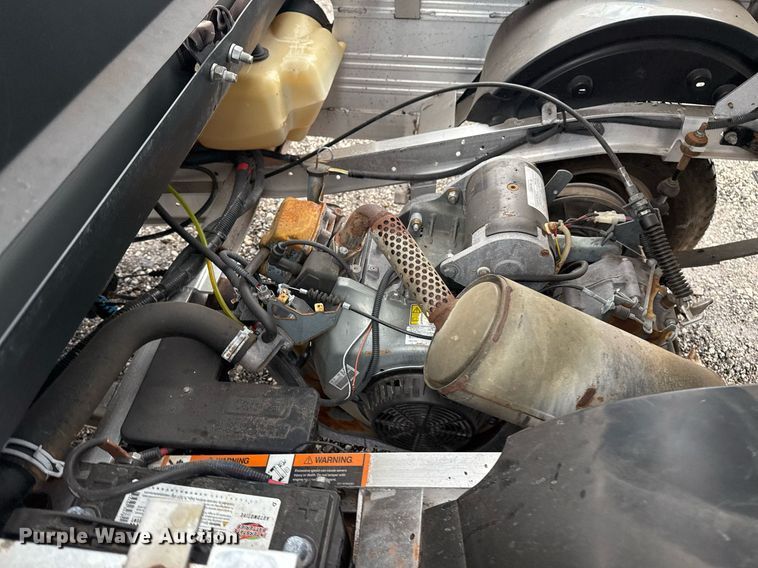 image for item EG2427 2014 Club Car Carryall 550 golf cart