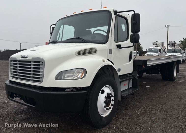 image for item EG2428 2014 Freightliner Business Class M2 flatbed truck