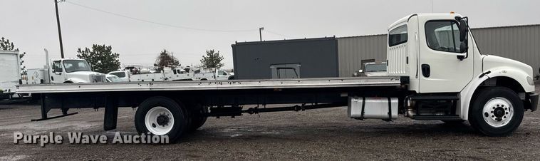 image for item EG2428 2014 Freightliner Business Class M2 flatbed truck