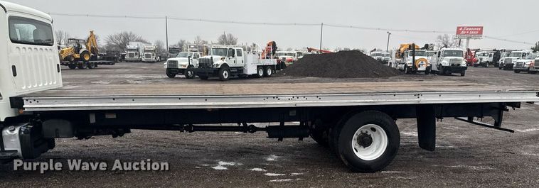 image for item EG2428 2014 Freightliner Business Class M2 flatbed truck