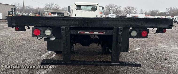 image for item EG2428 2014 Freightliner Business Class M2 flatbed truck