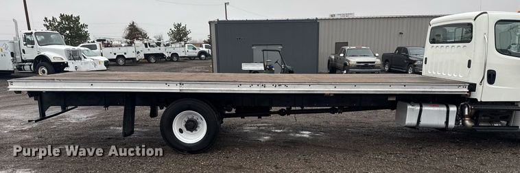 image for item EG2428 2014 Freightliner Business Class M2 flatbed truck