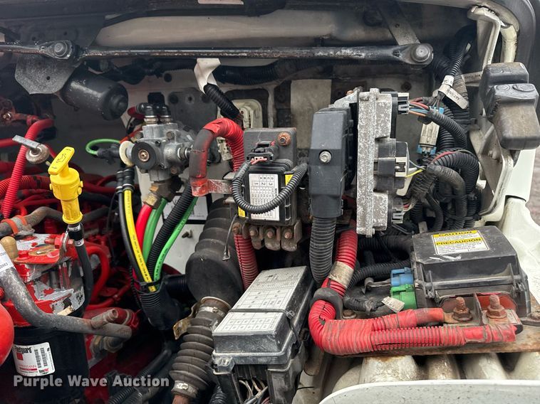 image for item EG2428 2014 Freightliner Business Class M2 flatbed truck