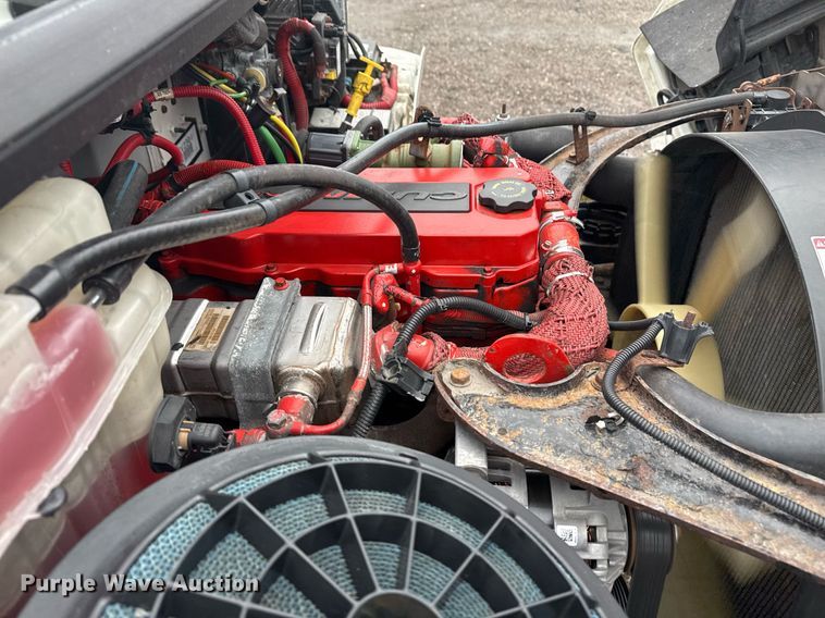 image for item EG2428 2014 Freightliner Business Class M2 flatbed truck