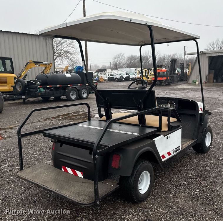 image for item EG2429 Cushman Hauler 1200 golf cart