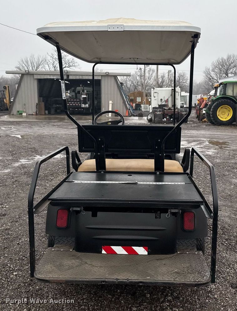 image for item EG2429 Cushman Hauler 1200 golf cart