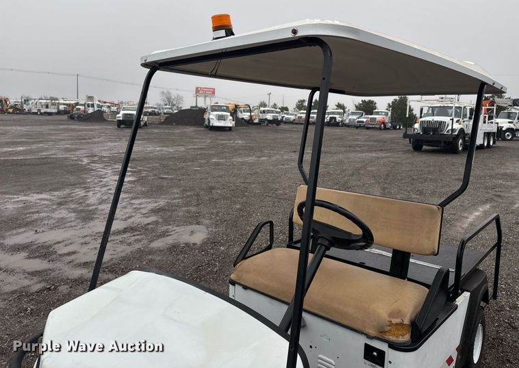 image for item EG2429 Cushman Hauler 1200 golf cart