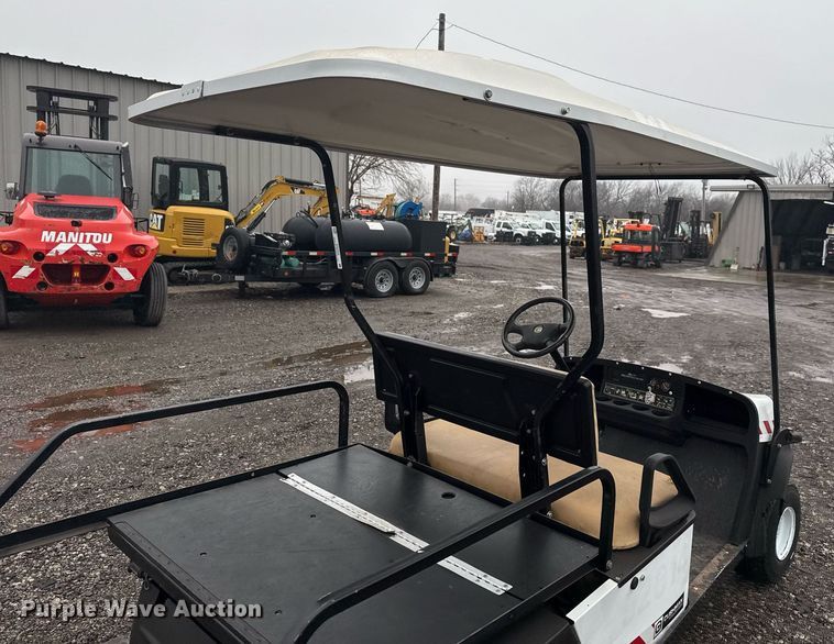 image for item EG2429 Cushman Hauler 1200 golf cart
