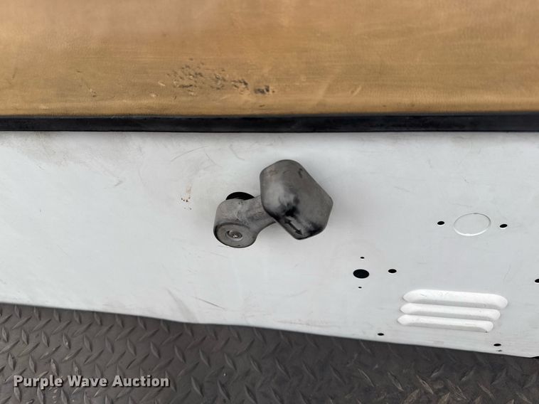 image for item EG2429 Cushman Hauler 1200 golf cart