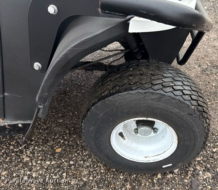 image for item EG2429 Cushman Hauler 1200 golf cart