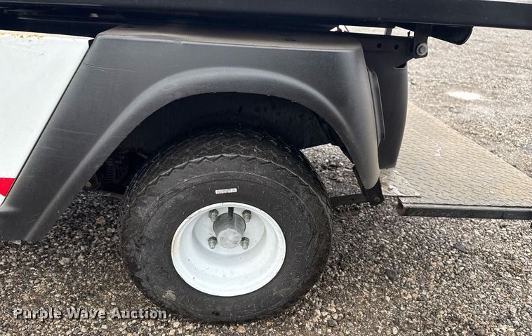 image for item EG2429 Cushman Hauler 1200 golf cart