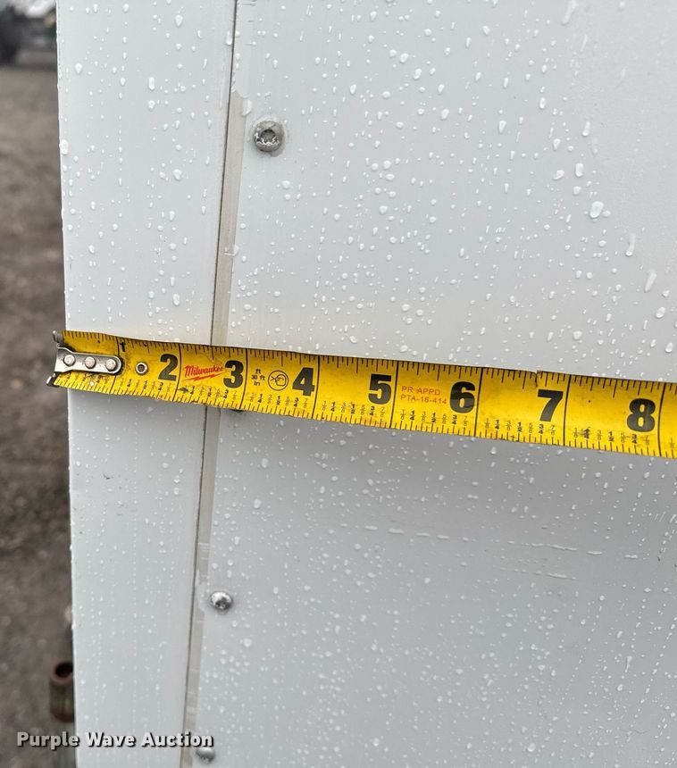 image for item EG2432 2013 Maxey Trailers spray foam trailer