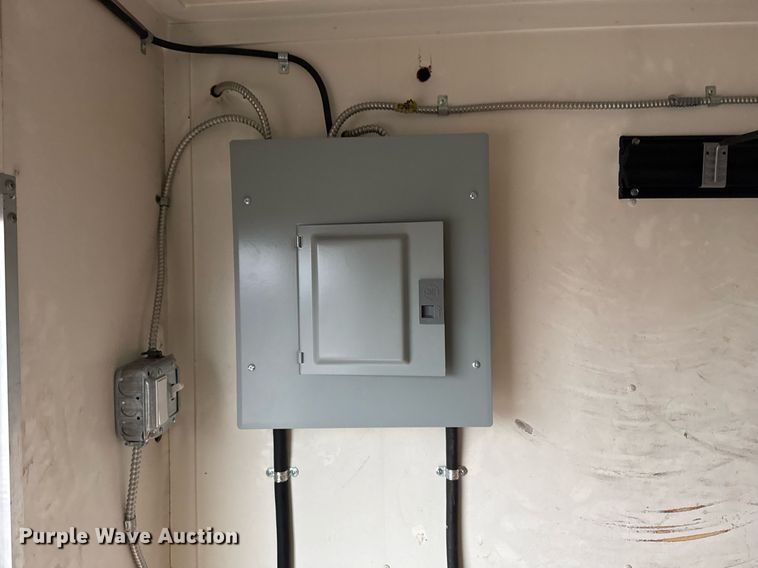 image for item EG2432 2013 Maxey Trailers spray foam trailer