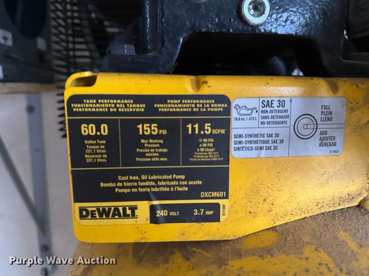 image for item EG2432 2013 Maxey Trailers spray foam trailer