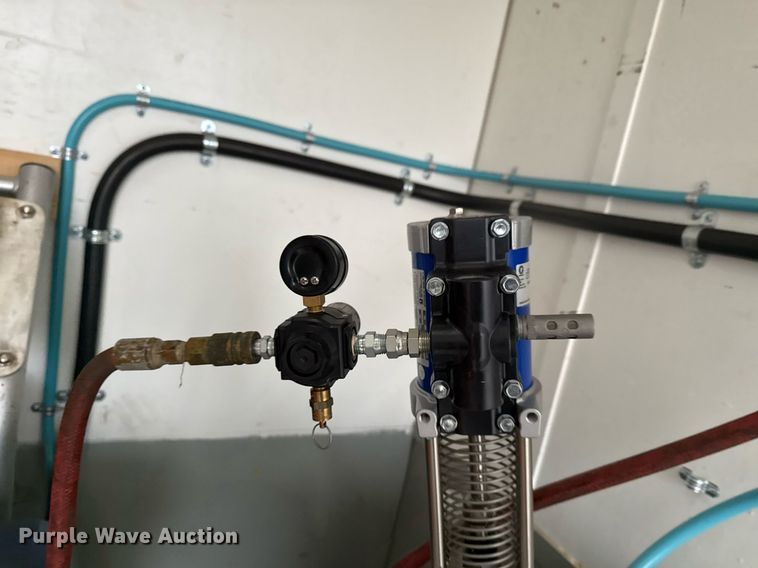 image for item EG2432 2013 Maxey Trailers spray foam trailer