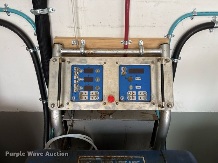 image for item EG2432 2013 Maxey Trailers spray foam trailer