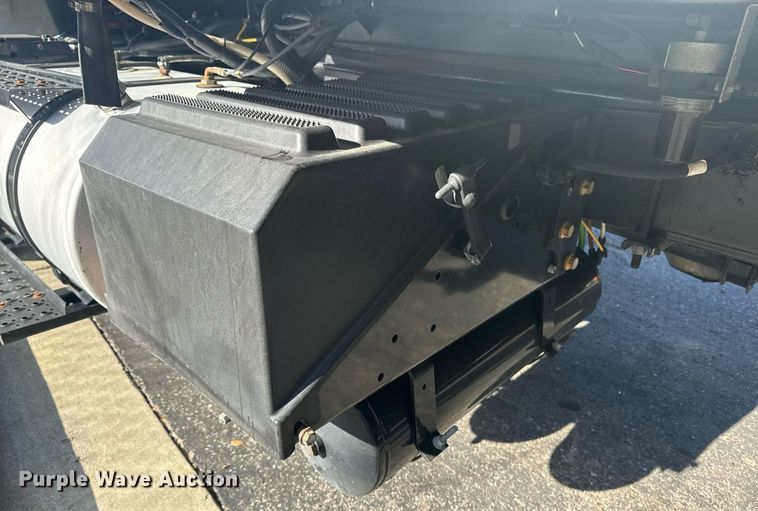 image for item EI4094 2015 International DuraStar 4300 refrigerated truck