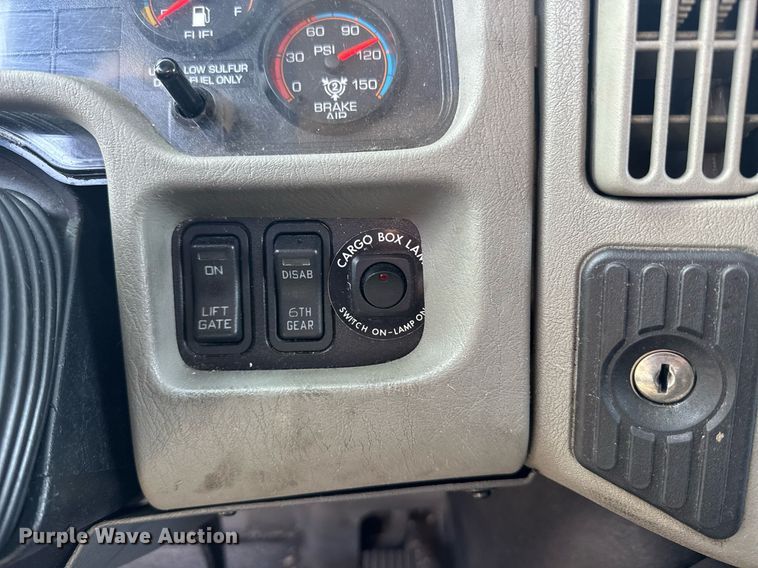 image for item EI4094 2015 International DuraStar 4300 refrigerated truck