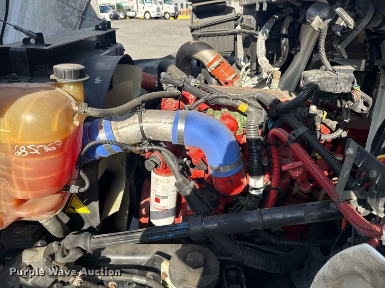 image for item EI4094 2015 International DuraStar 4300 refrigerated truck