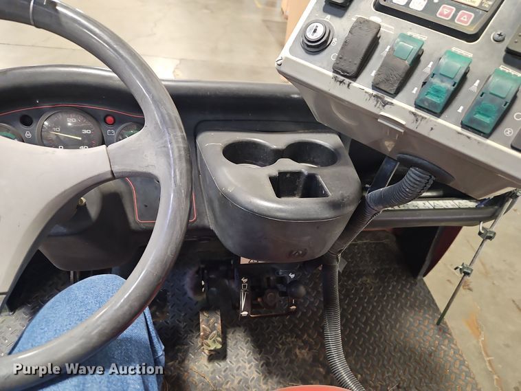 image for item EI8757 Toro Workman 3200 turf sprayer