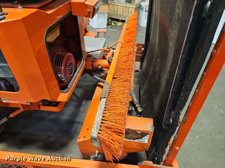 image for item EI8763 Salsco greens roller