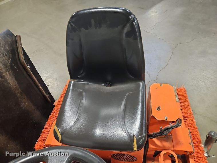 image for item EI8763 Salsco greens roller