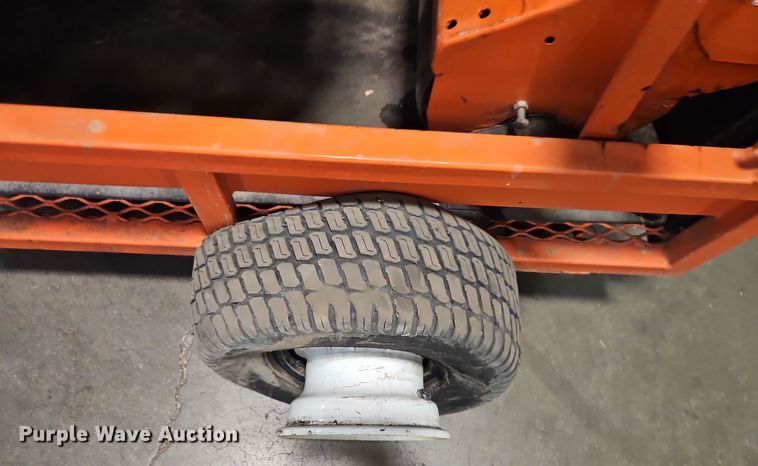 image for item EI8763 Salsco greens roller