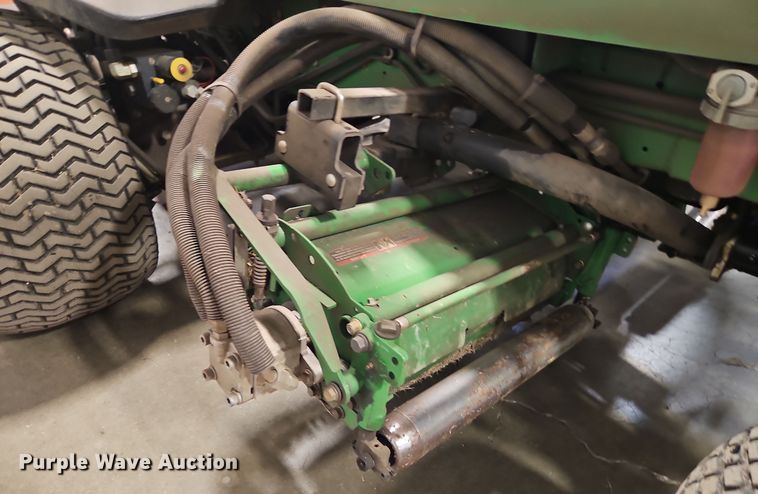 image for item EI8766 John Deere 7700 Precision Cut reel mower