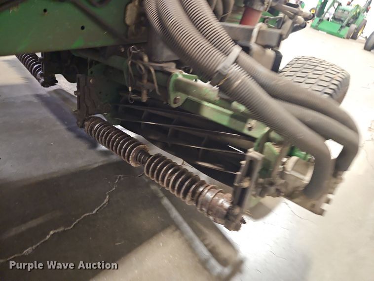 image for item EI8766 John Deere 7700 Precision Cut reel mower