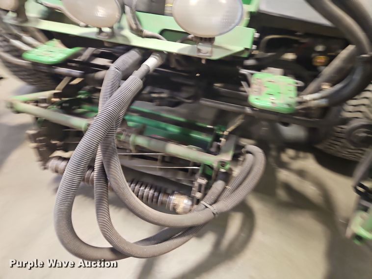 image for item EI8766 John Deere 7700 Precision Cut reel mower