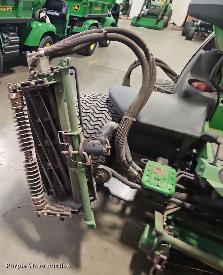 image for item EI8766 John Deere 7700 Precision Cut reel mower