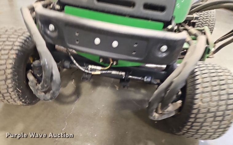 image for item EI8766 John Deere 7700 Precision Cut reel mower