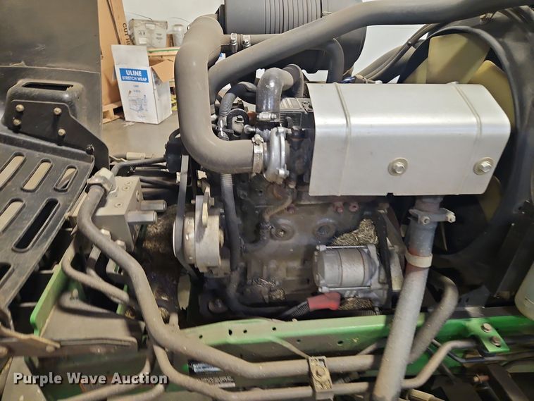 image for item EI8766 John Deere 7700 Precision Cut reel mower