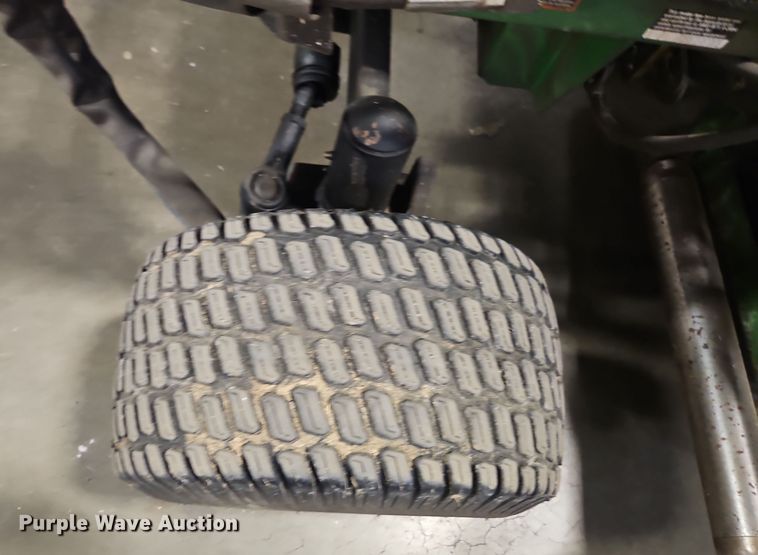 image for item EI8766 John Deere 7700 Precision Cut reel mower