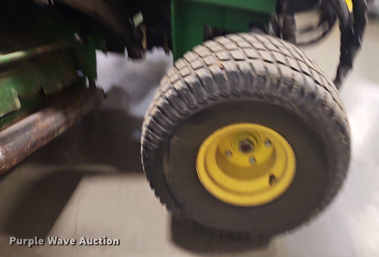 image for item EI8766 John Deere 7700 Precision Cut reel mower