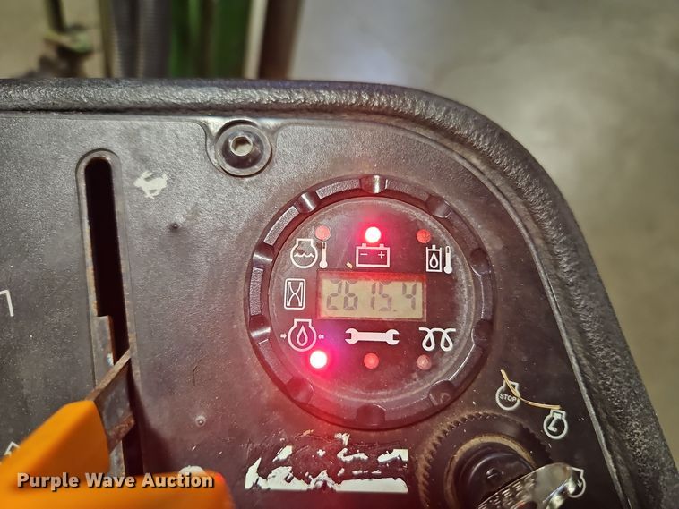 image for item EI8766 John Deere 7700 Precision Cut reel mower