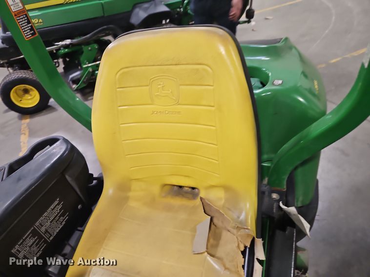 image for item EI8768 John Deere 2500B Precision Cut reel mower