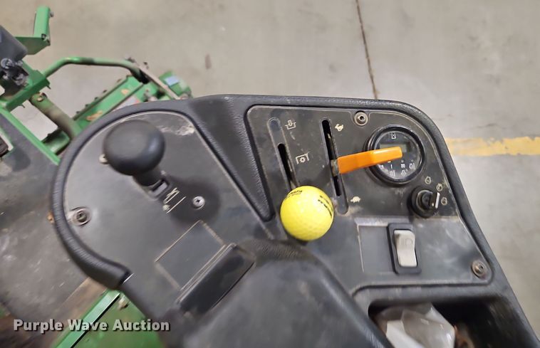 image for item EI8768 John Deere 2500B Precision Cut reel mower