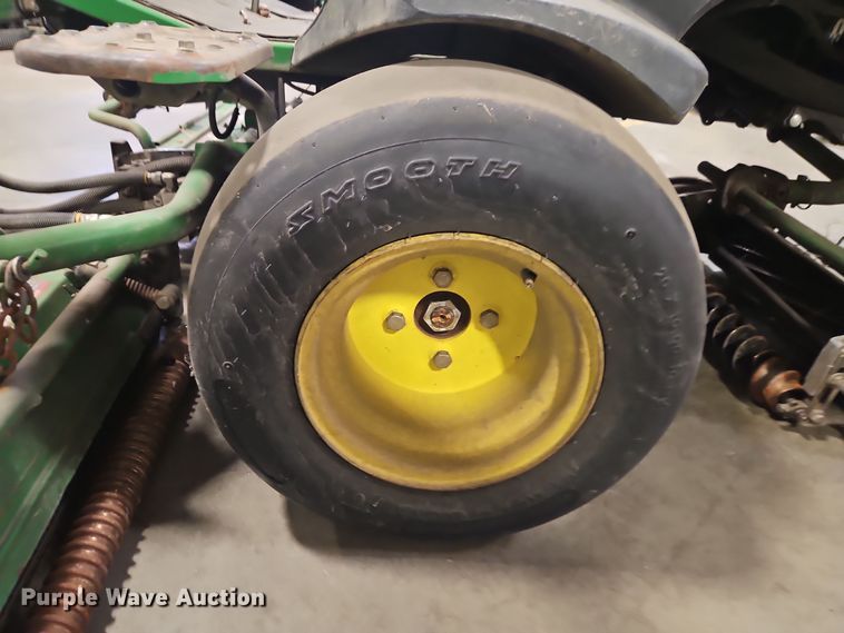 image for item EI8768 John Deere 2500B Precision Cut reel mower