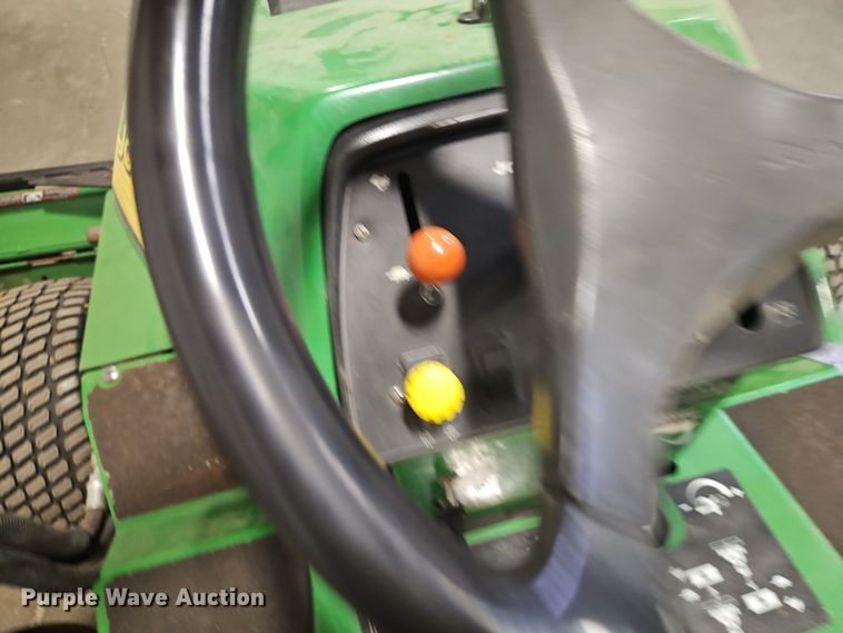 image for item EI8771 John Deere 2653A reel mower