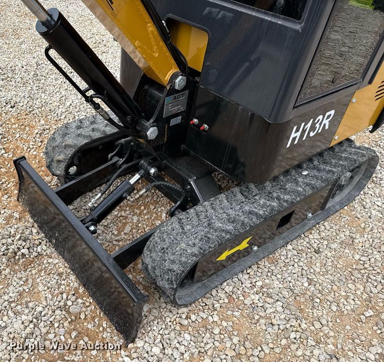 image for item EJ3428 2024 AGT H13R mini excavator