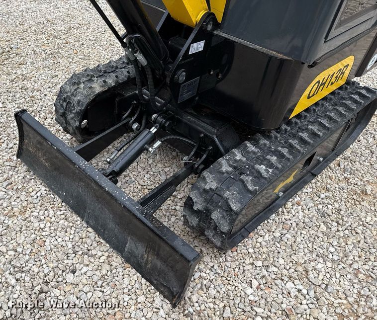 image for item EJ3432 2024 AGT QH13R mini excavator