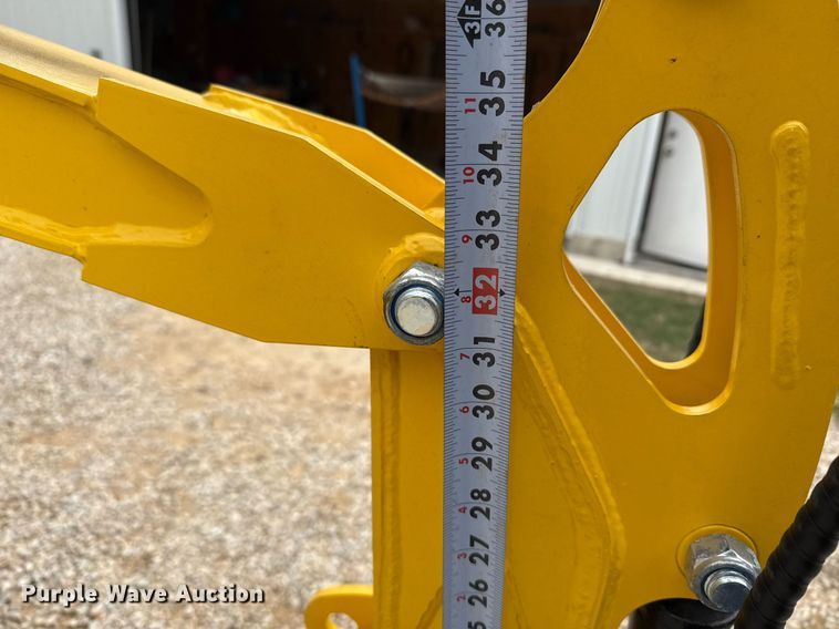 image for item EJ3432 2024 AGT QH13R mini excavator