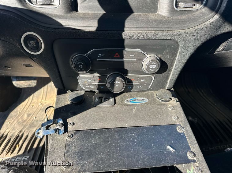 image for item EJ5173 2016 Dodge Charger Police 