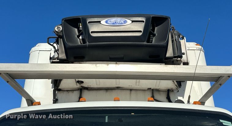 image for item EJ5215 2004 Freightliner Business Class M2 refrigerated truck