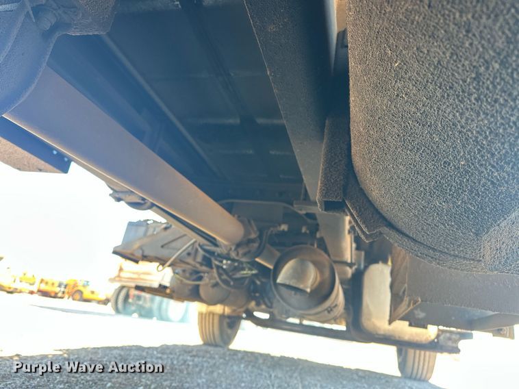 image for item EJ5215 2004 Freightliner Business Class M2 refrigerated truck