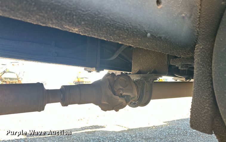 image for item EJ5215 2004 Freightliner Business Class M2 refrigerated truck