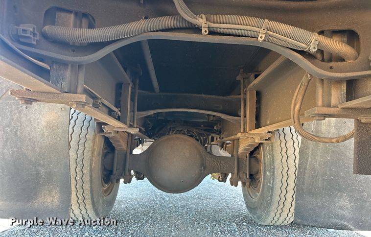 image for item EJ5215 2004 Freightliner Business Class M2 refrigerated truck