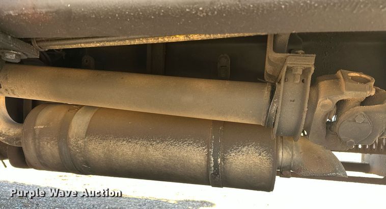 image for item EJ5215 2004 Freightliner Business Class M2 refrigerated truck