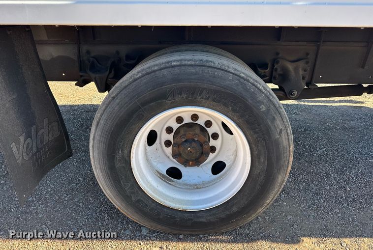 image for item EJ5215 2004 Freightliner Business Class M2 refrigerated truck